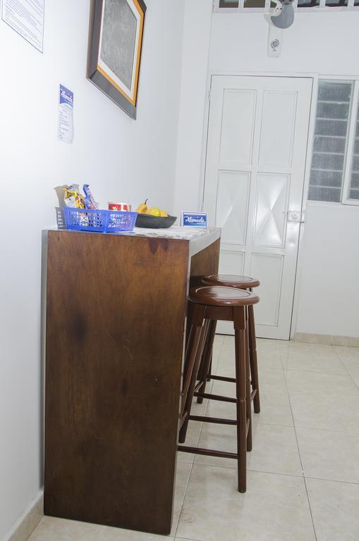 كالي Hostal Alameda المظهر الخارجي الصورة