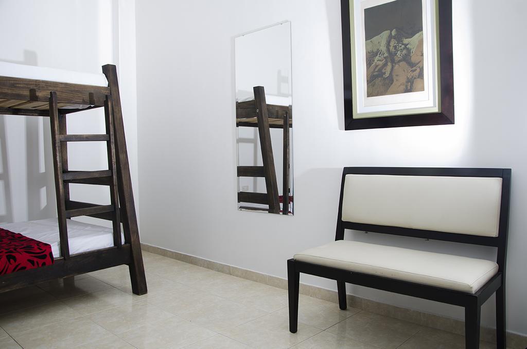 كالي Hostal Alameda المظهر الخارجي الصورة